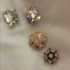 Vintage brooch and clip on earrings